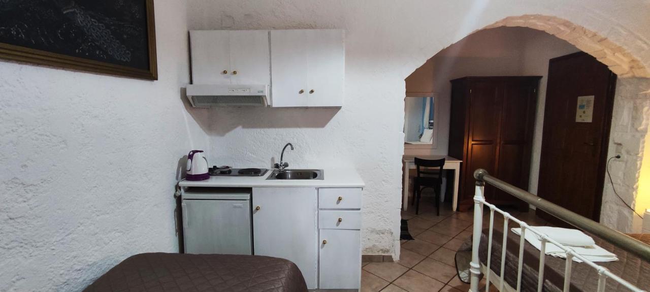 Keramos Hotel Zarósz Kültér fotó