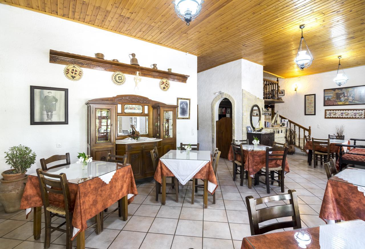 Keramos Hotel Zarósz Kültér fotó
